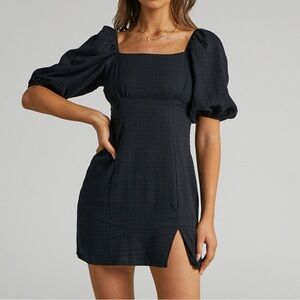 Elegant Black Puff Sleeve Dress